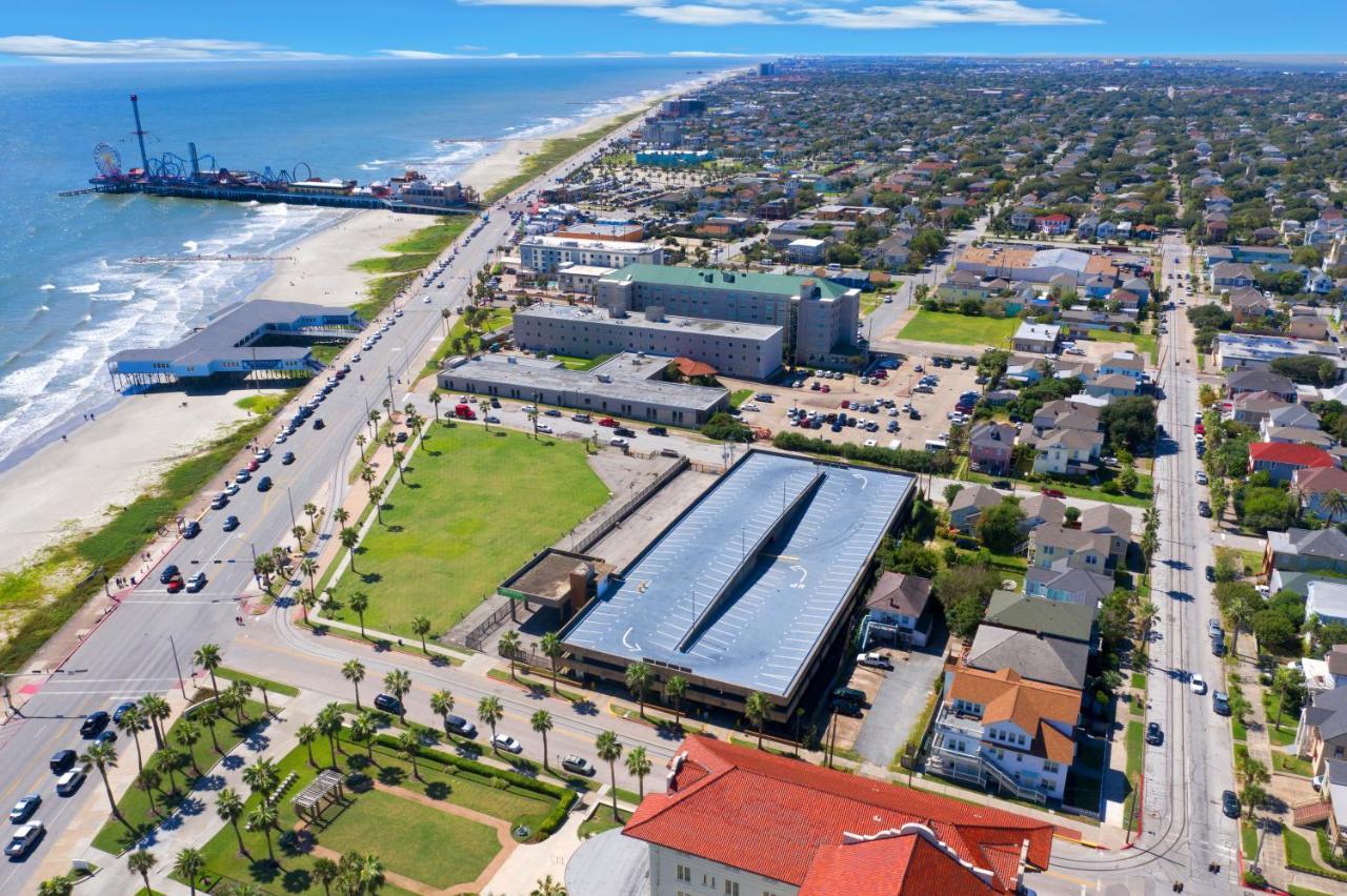 Oceanview By The Galvez Villa Galveston Buitenkant foto